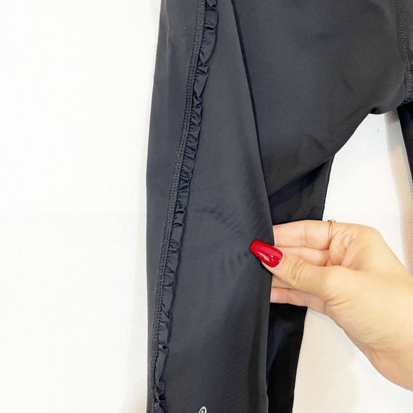 Lululemon 'Nothing to Hide' Gray & Black Ruffle Trim Cropped Capri Leggings - 4 - Picture 3 of 6